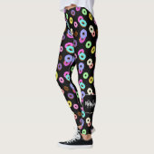 Coole, bunte Donuts schwarze Monogramm Leggings (Links)