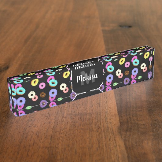 Coole, bunte Donuts schwarze Monogramm Namensplakette (Seite)