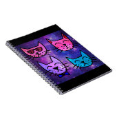 Coole Cat Faces auf einem Weltraumhintergrund Notizblock (Rechte Seite)