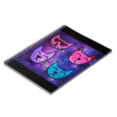 Coole Cat Faces auf einem Weltraumhintergrund Notizblock (Linke Seite)