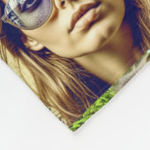 Coole Chicks in Sonnenbrille AI Art Fleecedecke (Ecke)