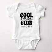 Coole Cousins Club est 20XX Baby Strampler (Vorderseite)