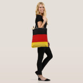 Coole deutsche Flagge Tasche (Am Model)