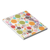 Coole farbenfrohe, gürtelförmige Polka-Punkte Notizblock (angewinkelt)