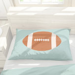 Coole Fußballkids Kissenbezug<br><div class="desc">Fußball thematisierte Kinder Schlafzimmer Design.</div>