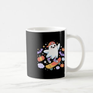 Coole Geist-Skateboarder-Halloween-Design mit Pump Kaffeetasse