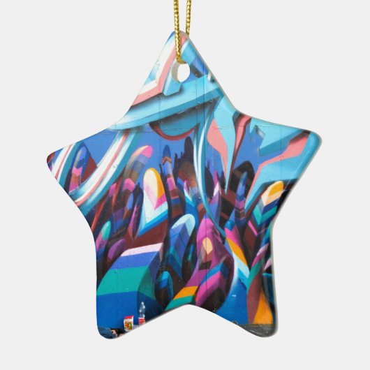 Coole Graffiti-Mauer Keramikornament (Links)