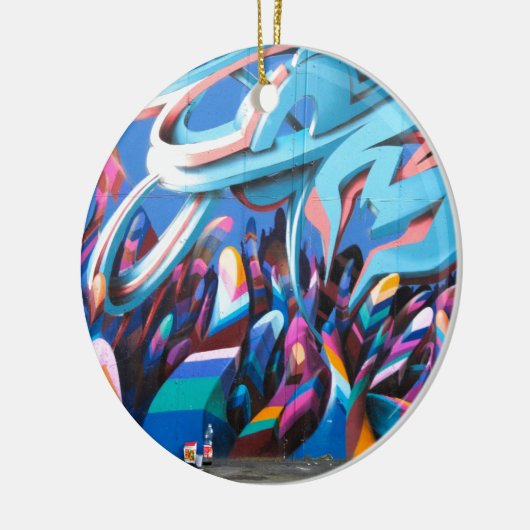 Coole Graffiti-Mauer Keramikornament (Links)