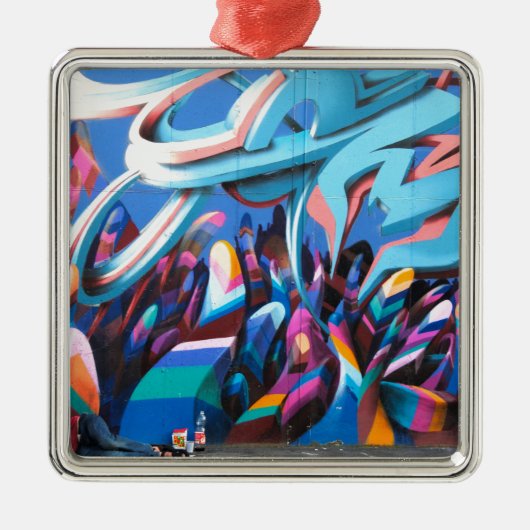 Coole Graffiti-Mauer Ornament Aus Metall (Vorne)