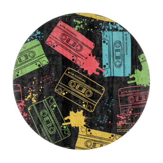 coole Grunge-Kassetten im Stil der 90er Jahre Schneidebrett (Vorderseite)