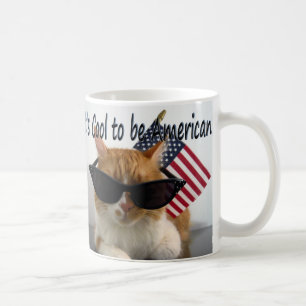 Coole Katze in Sonnenbrille mit Amerikanischer Fla Kaffeetasse