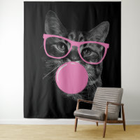 Coole Katze mit rosafarbener Brille und blühendem