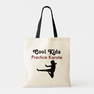 Coole Kinder üben Karate Tragetasche