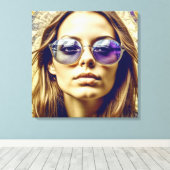 Coole Lady mit Reflektion in ihrer Sonnenbrille Leinwanddruck (Insitu (Holzboden))