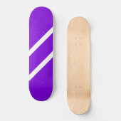Coole Lila Streifen Skateboard (Vorderseite)