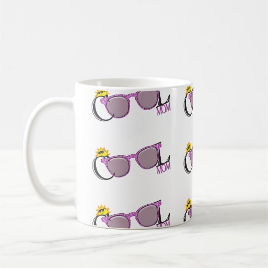 Coole Mama und Sonnenbrille auf Weiß Kaffeetasse (Links)