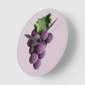 Coole Minimalistische Lila Oma Chic Crochet Traube Runde Wanduhr (Winkel)