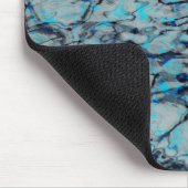 Coole, moderne Digitalkunst des blauen Wassers Mousepad (Ecke)