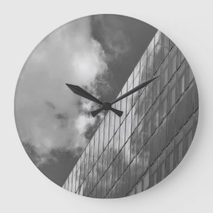 Coole, moderne, urbane Natur und Architektur Große Wanduhr