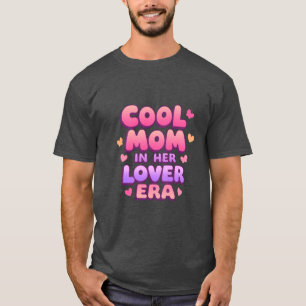 Coole Mom in ihrer Liebhaber-Ära Retro Groovyypogr T-Shirt