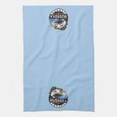 Coole Muskoka Kanada Fischerei Wappen im Freien Geschirrtuch (Vertikal)