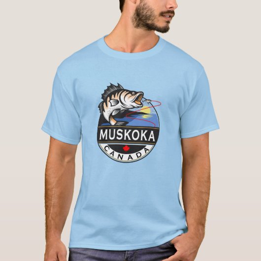 Coole Muskoka Kanada Fischerei Wappen im Freien T-Shirt (Vorderseite)