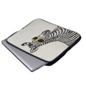 Coole niedliche Zebraskizze mit trendigen Gläsern Laptopschutzhülle (Vorne Knopf)