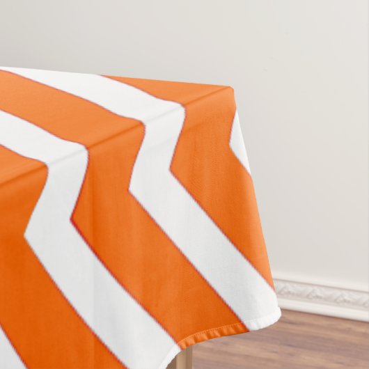 Coole orange weiße Zickzack Tischdecke (Beispiel)
