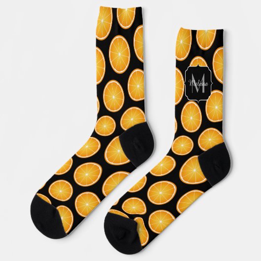 Coole Orangenfruchtscheiben schwarz Monogramm Socken (Linkes Detail)