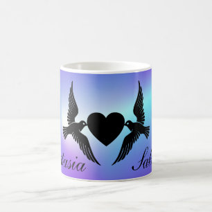 Coole, Phantastische, Lila Vögel mit Herzblut Kaffeetasse