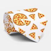 Coole Pizzas und Schnitte auf Weiß Krawatte (Gerollt)