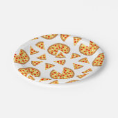 Coole Pizzas und Schnitte auf Weiß Pappteller (Schrägansicht)