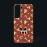 Coole Pizzaslicen Vintages rotes Muster Monogram Samsung Galaxy Hülle<br><div class="desc">Personalisieren Sie Ihr Telefon Zubehör mit Ihrem Initial und Namen. Coole und lustige Pizzaschnitte auf Rot. Juicy Vektor Pizza mit knuspriger Kruste,  Käse,  Salami,  Champignon Pilze,  Oliven und ein Sprinkle Oregano gemacht.</div>
