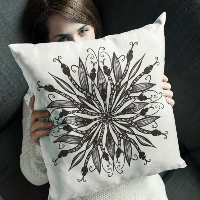 Coole Schlangen schwarz-weiß-botanisch-gotisch Kissen (Von Creator hochgeladen)