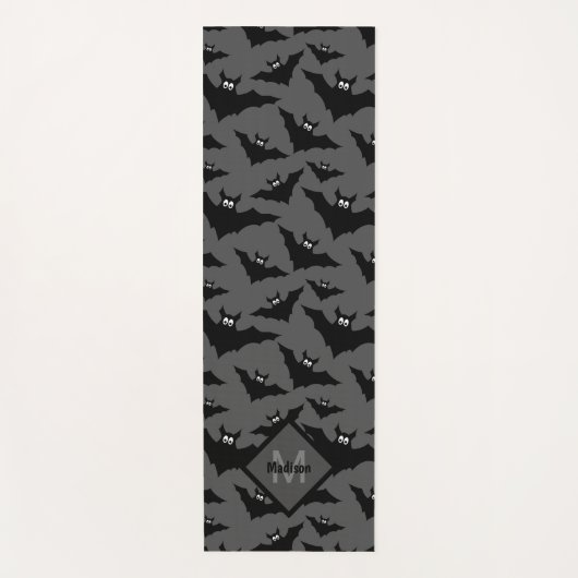 Coole schwarze Fledermäuse Halloween-Muster Monogr Yogamatte (Vorderseite)