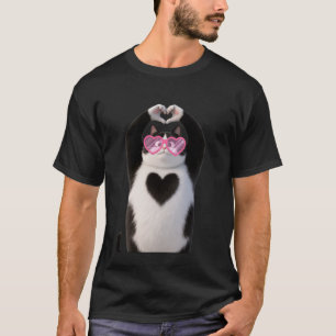 Coole schwarze Katzenkatze rote Herzbrille Happy V T-Shirt