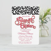 Coole Trendy Leopard Typografie süß 16 Einladung (Stehend Vorderseite)