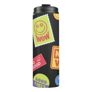 Coole trendy Patches Design. Abstrakter Hintergrun Thermosbecher