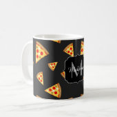 Coole und lustige Pizzaslicmuster Monogram Kaffeetasse (Vorderseite Links)