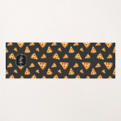 Coole und lustige Pizzaslicmuster Monogram Yogamatte (Vorderseite (Horizontal))