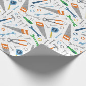 Coole und Niedliche Werkzeugmuster auf Weiß Geschenkpapier (Ecke)