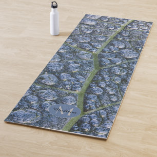 Coole Wassertropfen Tautextur Blatt Monogramm Yogamatte