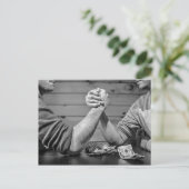 Cooler Arm Wrestling Postkarte (Stehend Vorderseite)