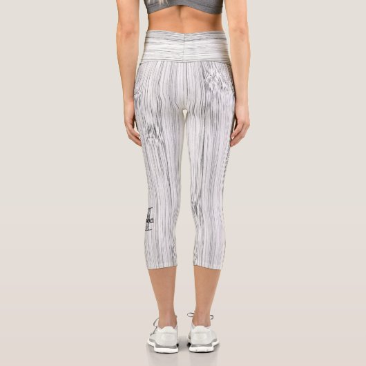 Cooler Bambusprint Monogram Capri Leggings (Rückseite)