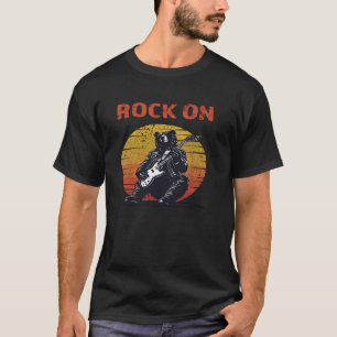 Cooler Bär, der Gitarre spielt, zum Vatertag auf W T-Shirt