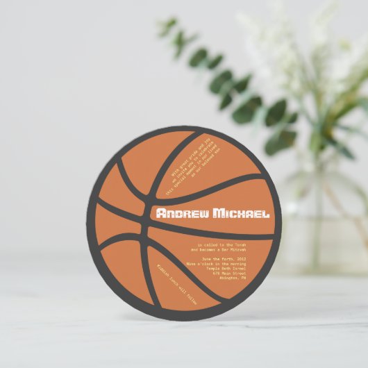 COOLER BASKETBALL Bar-Schläger Mitzvah runde Einladung (Stehend Vorderseite)
