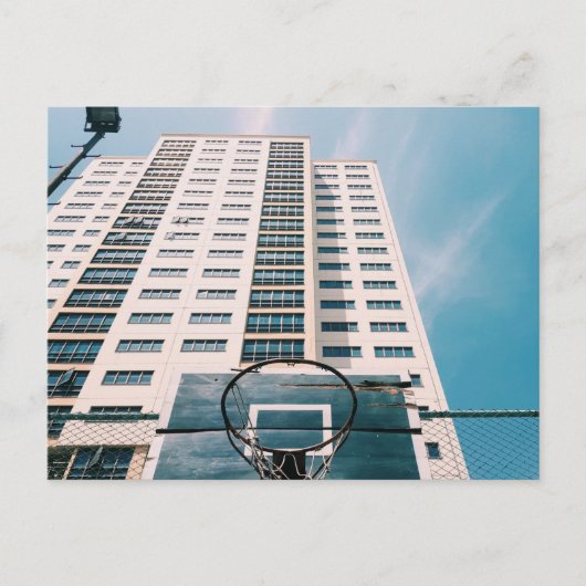 Cooler Basketballkorb Postkarte (Vorderseite)