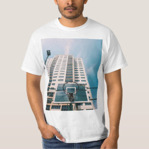 Cooler Basketballkorb T-Shirt