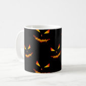 Cooler beängstigender Jack O'Lantern-Gesichtsaussc Kaffeetasse (Vorderseite Links)