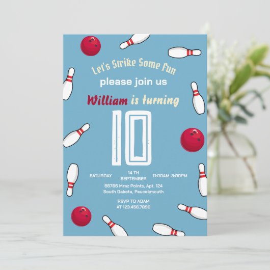 Cooler blauer Bowling 10. Geburtstag Einladung (Stehend Vorderseite)